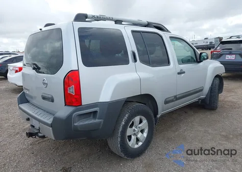 2013 Nissan Xterra S из США, поврежденный, VIN 5N1AN0NW4DN813977